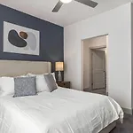 Landing Modern Apartment With Amazing Amenities