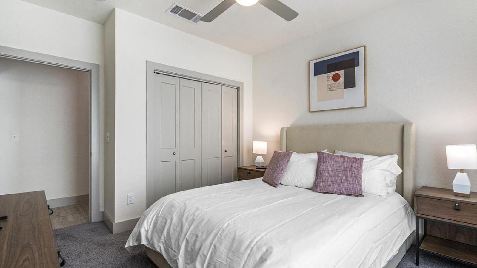 Landing Modern With Amazing Amenities Apartment *